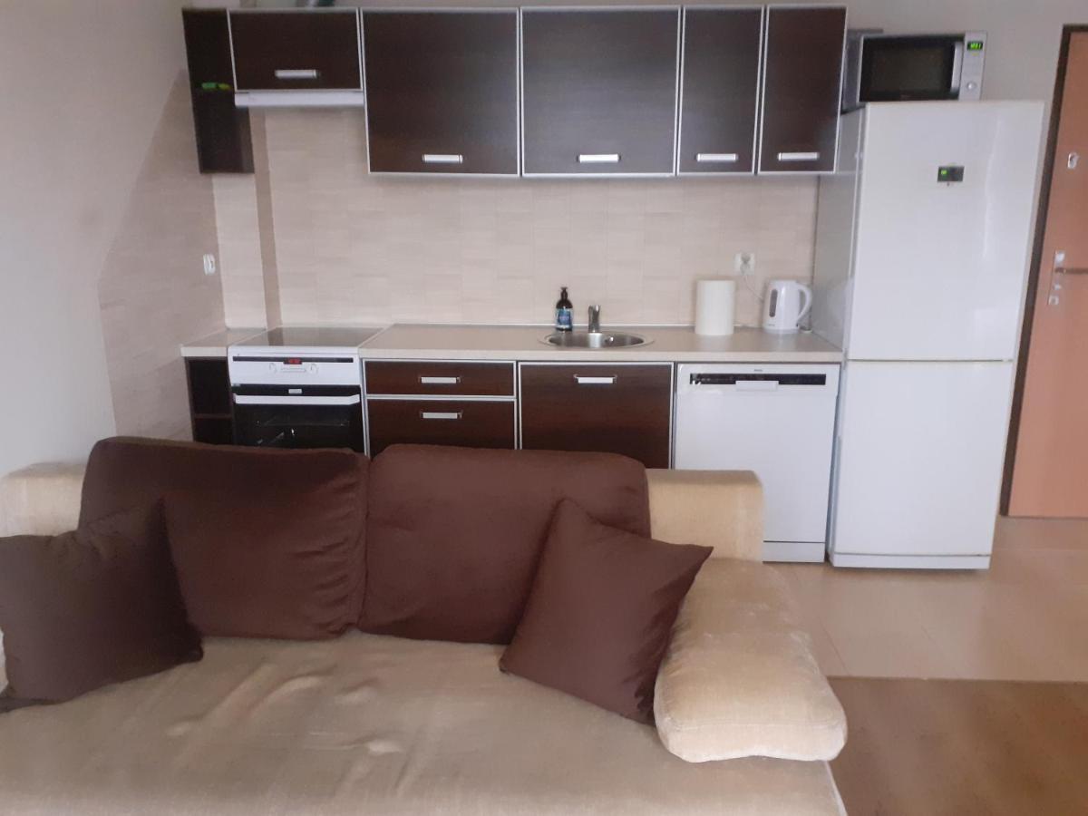 Sloneczny Apartament Z Malym Ogrodkiem Wejherowo Bagian luar foto
