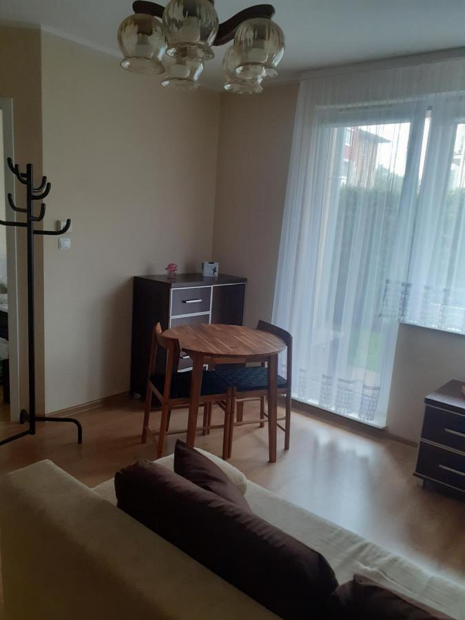 Sloneczny Apartament Z Malym Ogrodkiem Wejherowo Bagian luar foto