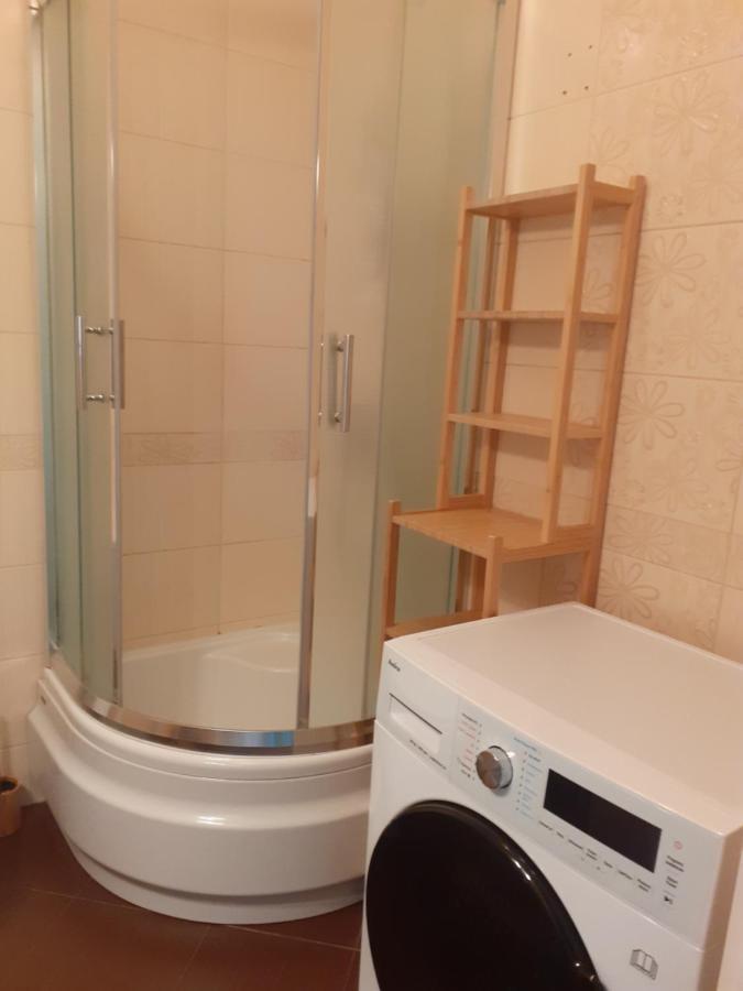 Sloneczny Apartament Z Malym Ogrodkiem Wejherowo Bagian luar foto